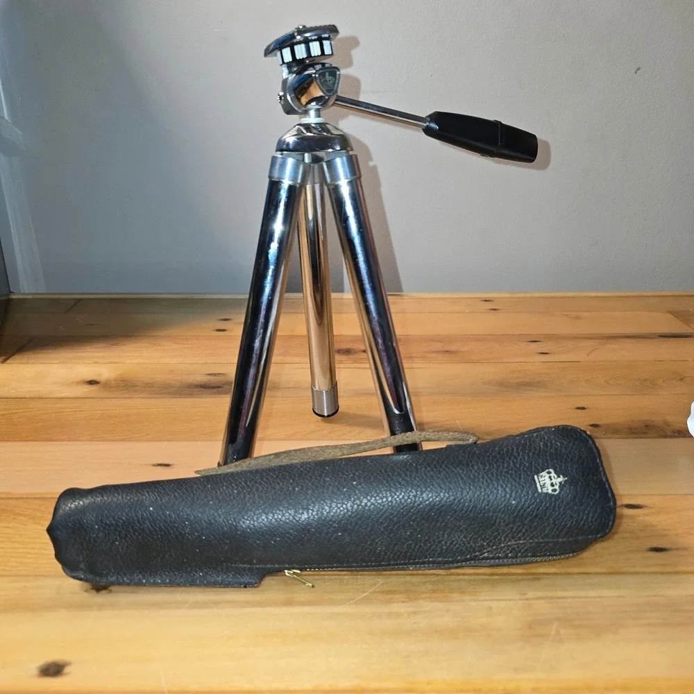 Vintage King Chrome Tabletop Extendable Tripod Original Zipper Leatherette Case